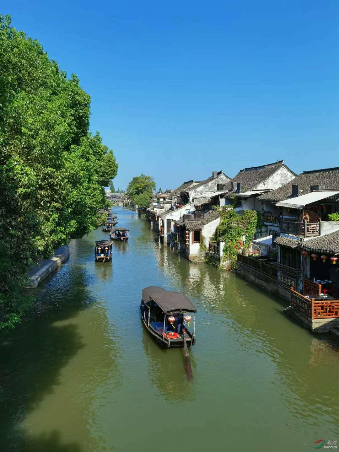 探索山中小屋
